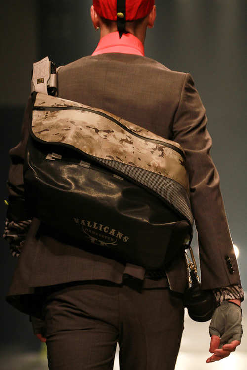GRIFFIN HARTLAND 2013SS ｜ RESISTANT